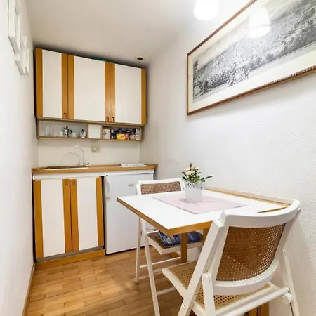Appartement Little Condotti Rome